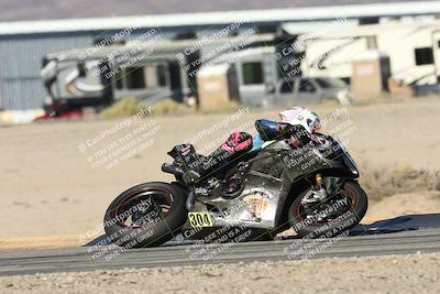media/Nov-02-2025-CVMA (Sun) [[337aff29ab]]/Race 11-Amateur Supersport Open/
